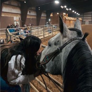 Meet your Posher, Lacey